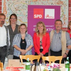 Gruppenfoto im Tagungsraum vom Altstadt Hotel